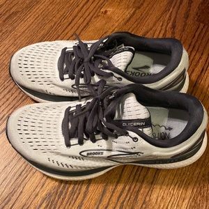 BROOKS GLYCERIN 19 Women’s Gray Running Shoes Sz 9 Wide (D)